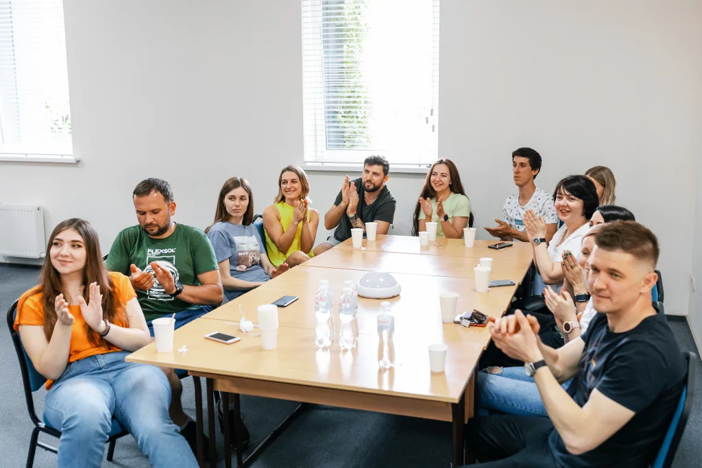 Брейн-ринг корпоратив — інтелектуальна гра з питаннями і відповідями