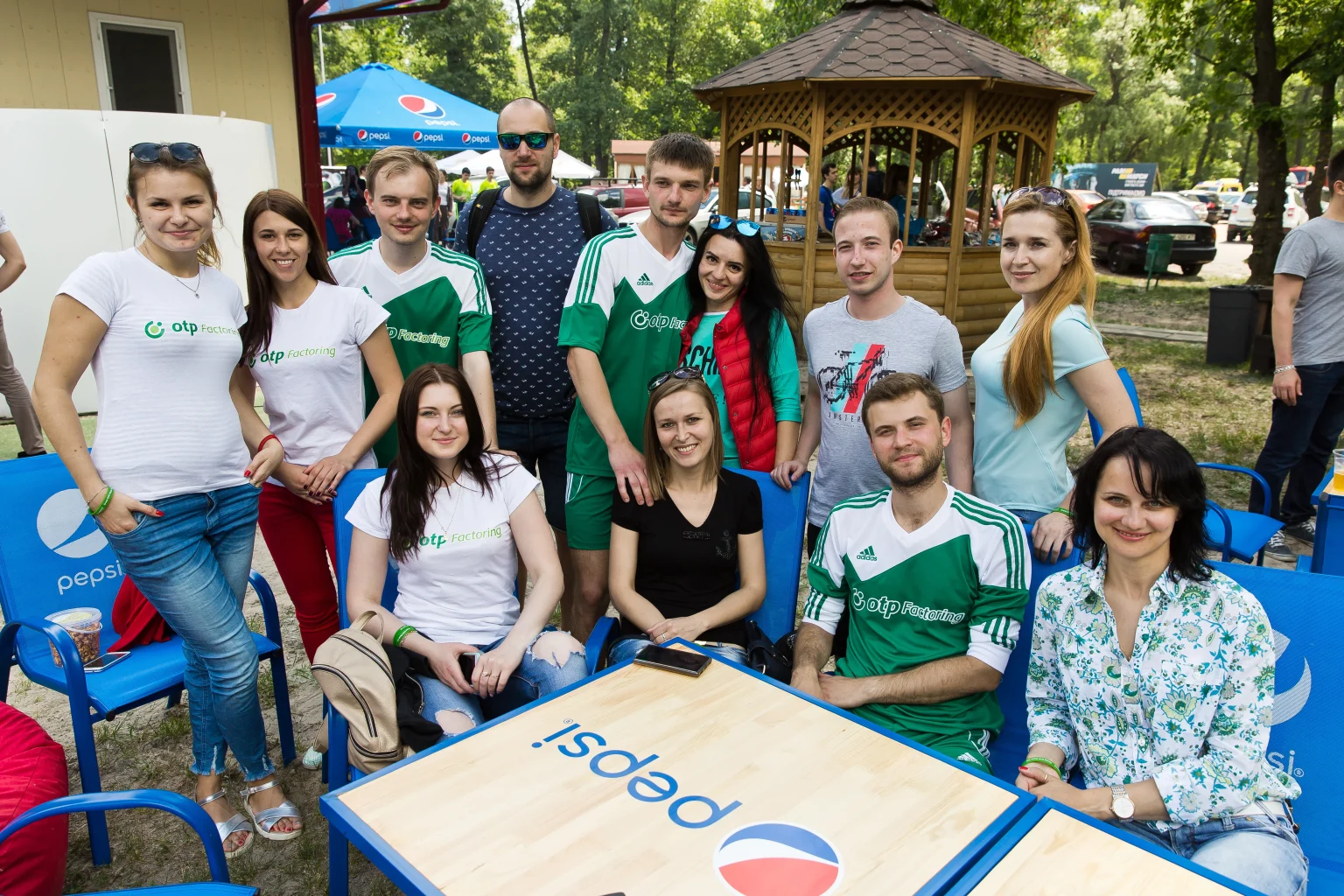 Корпоратив на велику кількість людей — масовий тимбілдинг та Family Day для компанії від Luxury Communication.